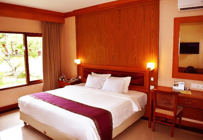 Bali Beach Hotel Sanur Buitenkant foto