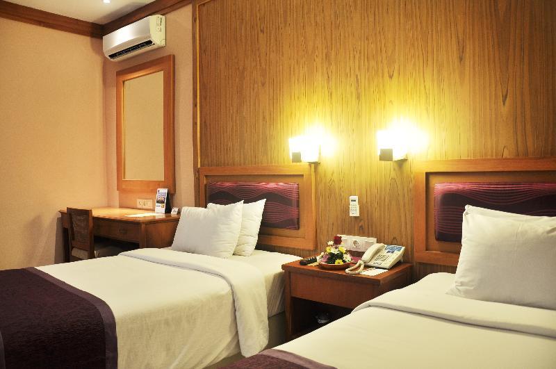 Bali Beach Hotel Sanur Buitenkant foto