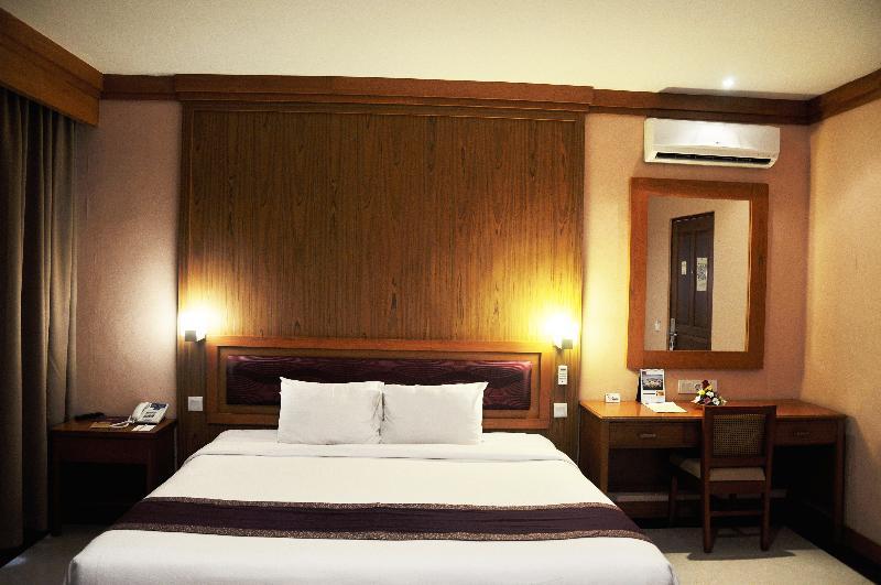 Bali Beach Hotel Sanur Buitenkant foto